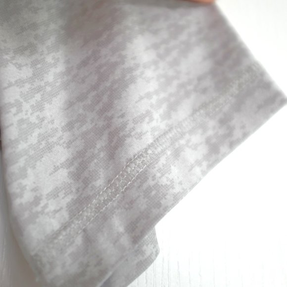 COPY - ASICS Monogram Print jersey shirt M - Picture 3 of 8